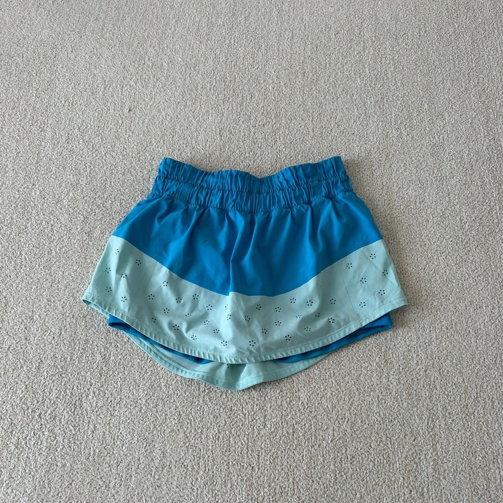 lululemon Run Breeze By Skirt size 4 in Beach Blanket Blue/Aquamarine